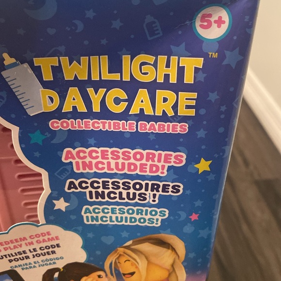 🎈Twilight Daycare Collectible Babies Deluxe Unicorn Pack Series 1 Roblox DLCCode - Picture 6 of 6
